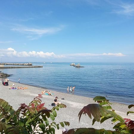 Ваша Квартира В Одессе - У Самого Моря! Odessa Ngoại thất bức ảnh