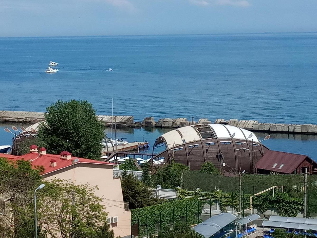 Ваша Квартира В Одессе - У Самого Моря! Odessa Ngoại thất bức ảnh